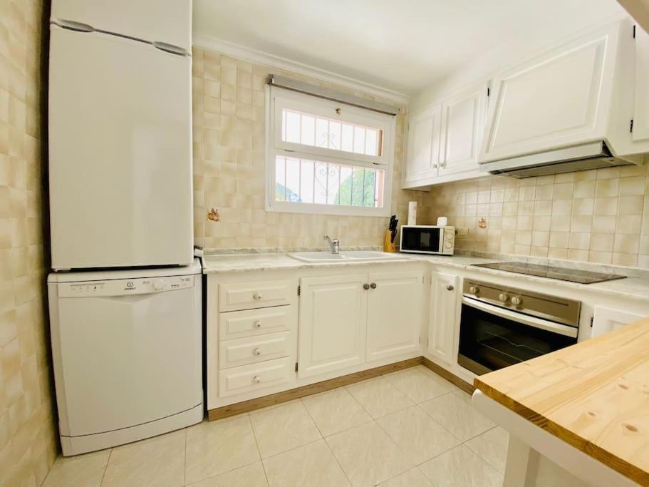 Villa With Private Pool And Close To The Beach Calp Exterior foto